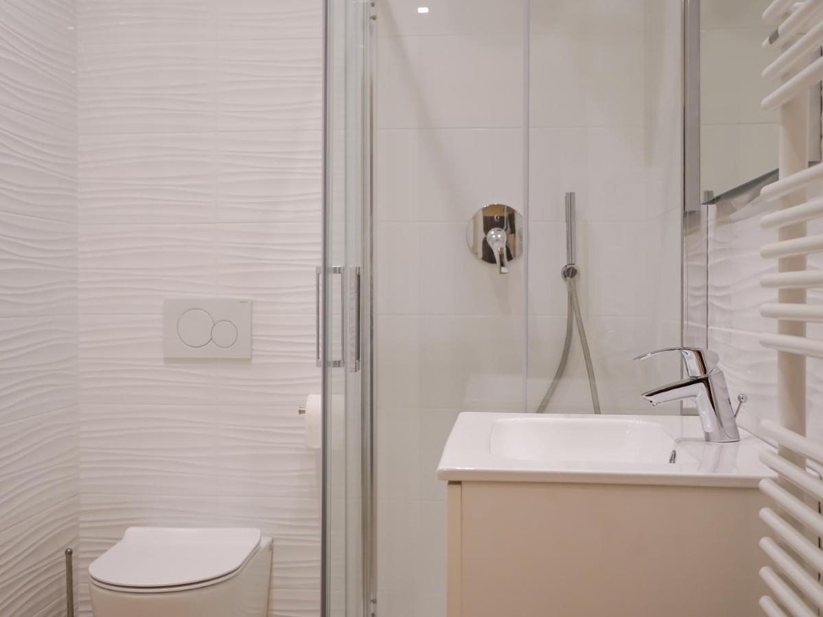 Adria Luxury Residence - Centro Trieste Eksteriør bilde